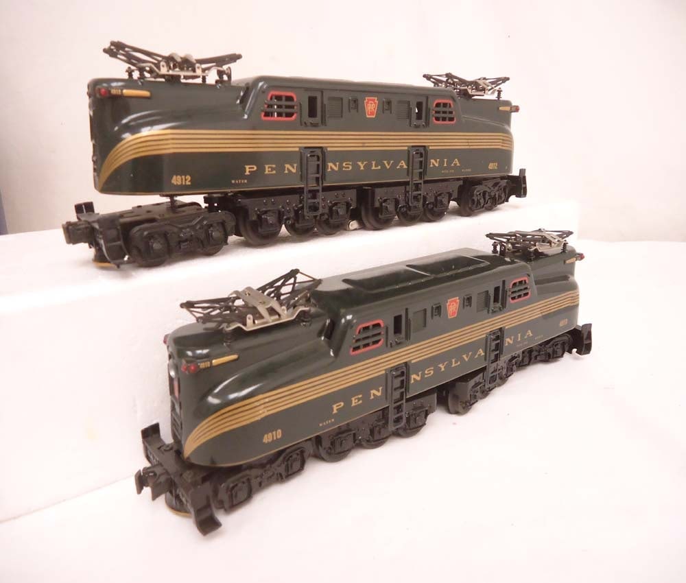 Williams # GG202H Pennsylvania Brunswick green Five Stripes GG1 Dual Locomotives in OB, all brass - 2