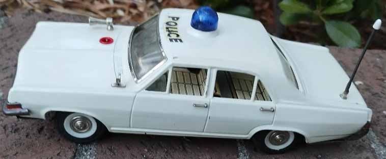 Schuco (Made in US Zone Germany) Alarm Police car 5349,the dome light flashes, the car produces a: Schuco (Made in US Zone Germany) Alarm Police car 5349,the dome light flashes, the car produces a shrieking alarm sounds, the rear wheels move,c8. Reserve: $284.00 Shipping: Domestic: Flat rate of