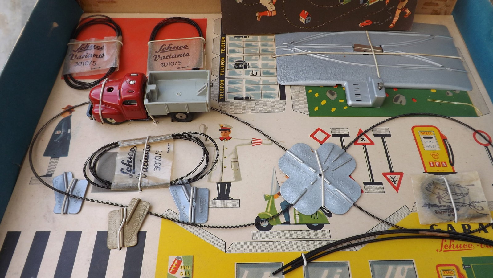 Schuco Varianto 3010 Electric set (made in Germany), c10 in c8 box. - 2