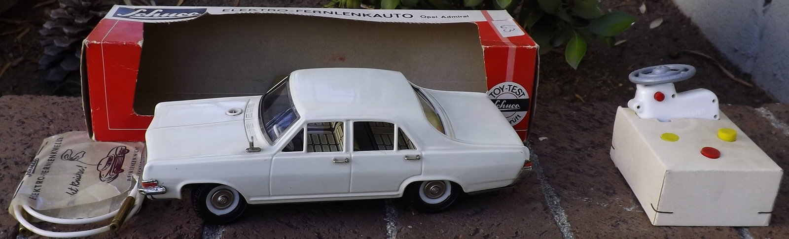 Schuco Opel Admiral , Made in Germany 1960's,c10 in c9 box, all accessories.: Schuco Opel Admiral , Made in Germany 1960's,c10 in c9 box, all accessories. Reserve: $240.00 Shipping: Domestic: Flat rate of $25.00 to anywhere within the contiguous U.S. International: Flate rate