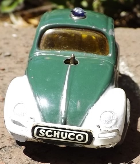 Volkswagen Police Schuco Varianto 3000 (made in Western Germany) c8.