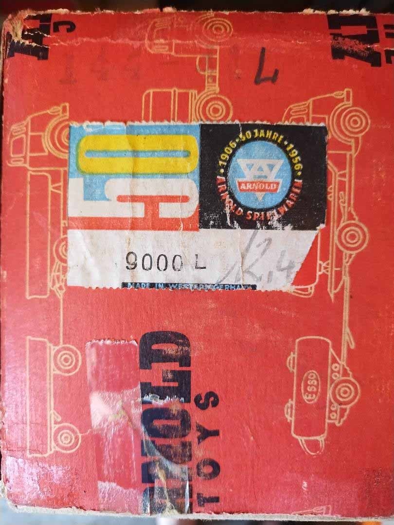 Arnold 9000 container tractor truck, Made in Western Germany , c9 in c8 box, with original - 9