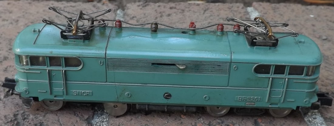 Made in Germany "Rokal" electric locomotive, working pantographs, TT scale , c8. - 3