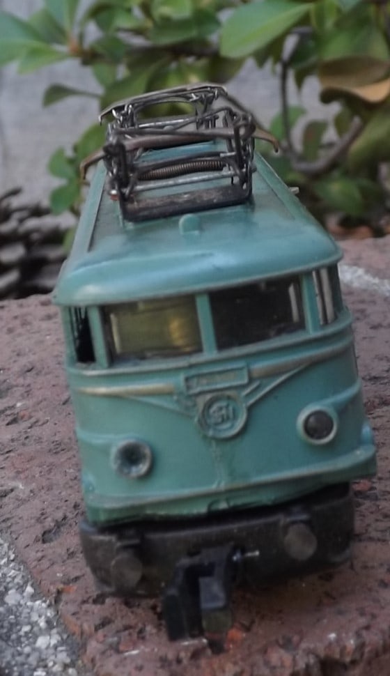 Made in Germany "Rokal" electric locomotive, working pantographs, TT scale , c8. - 4