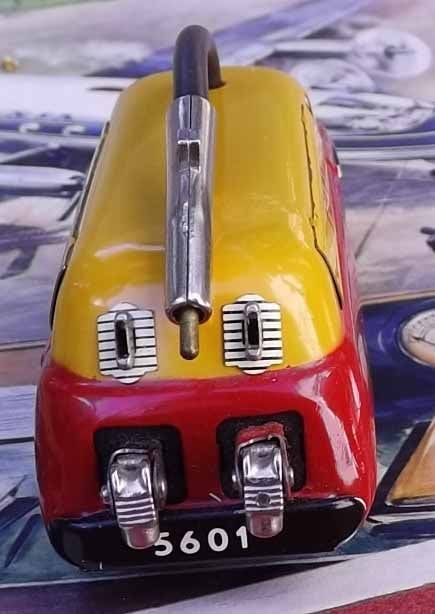 Schuco Radiant 5600 PanAm , the very much sought after Vickers Viscount plane type, with complex - 10
