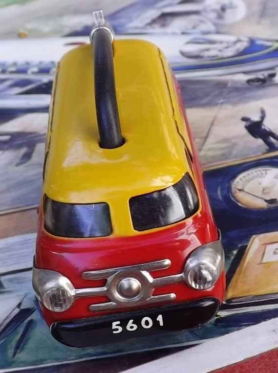 Schuco Radiant 5600 PanAm , the very much sought after Vickers Viscount plane type, with complex - 8