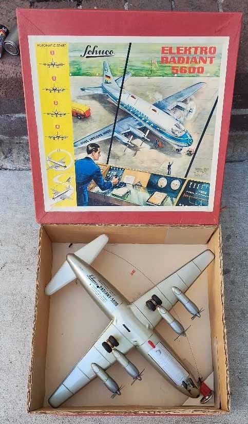 Schuco Radiant 5600 Hong Kong , this is the rarest version in the series, only 10 made, the very - 2