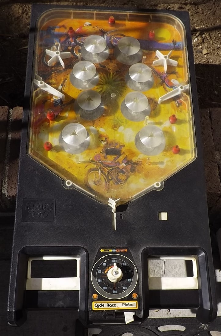 Schuco pinball machine, c8.5 in c8 box. (1 of 2)