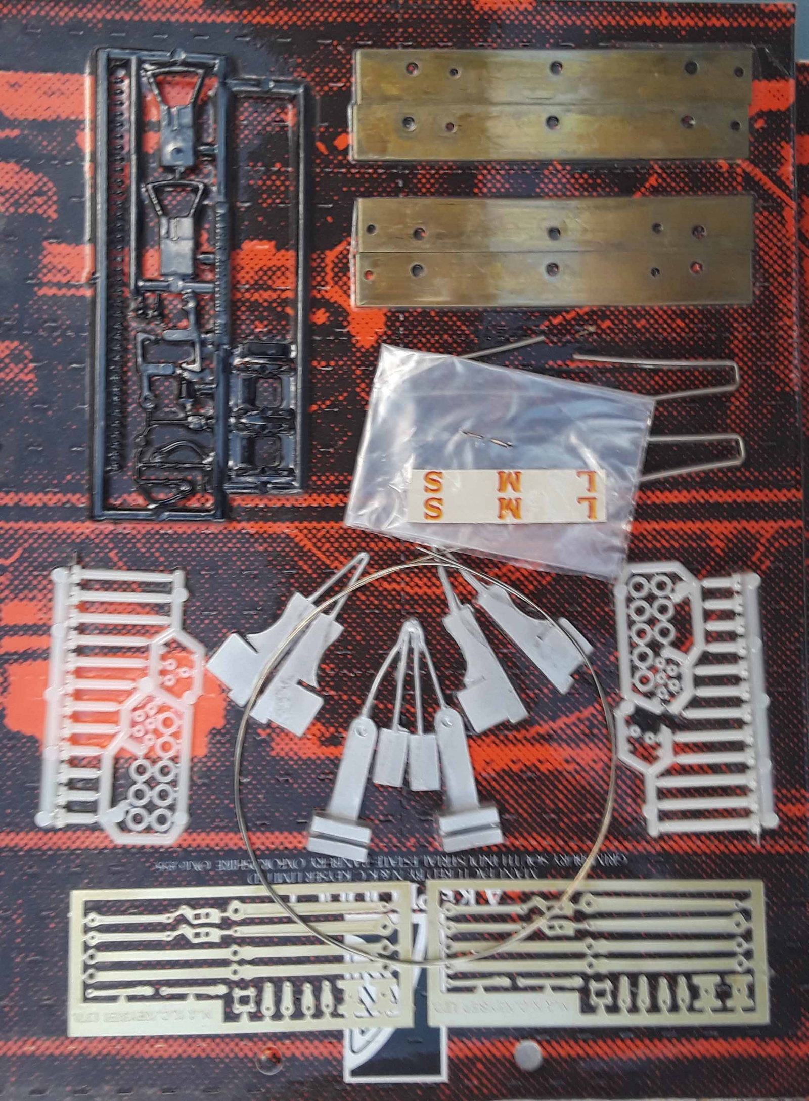 Keyser (UK) metal kit for "Beyer - Garratt" UK loco, c10 in c9 box, instructions, motor and Romford - 3
