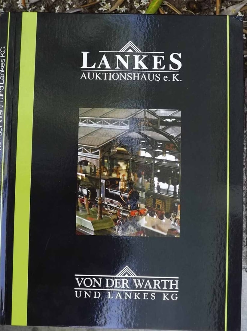 Auction catalog.: Auction catalog. Reserve: $4.00 Shipping: Domestic: Flat rate of $5.00 to anywhere within the contiguous U.S. International: Foreign shipping rates are determined by destination. International