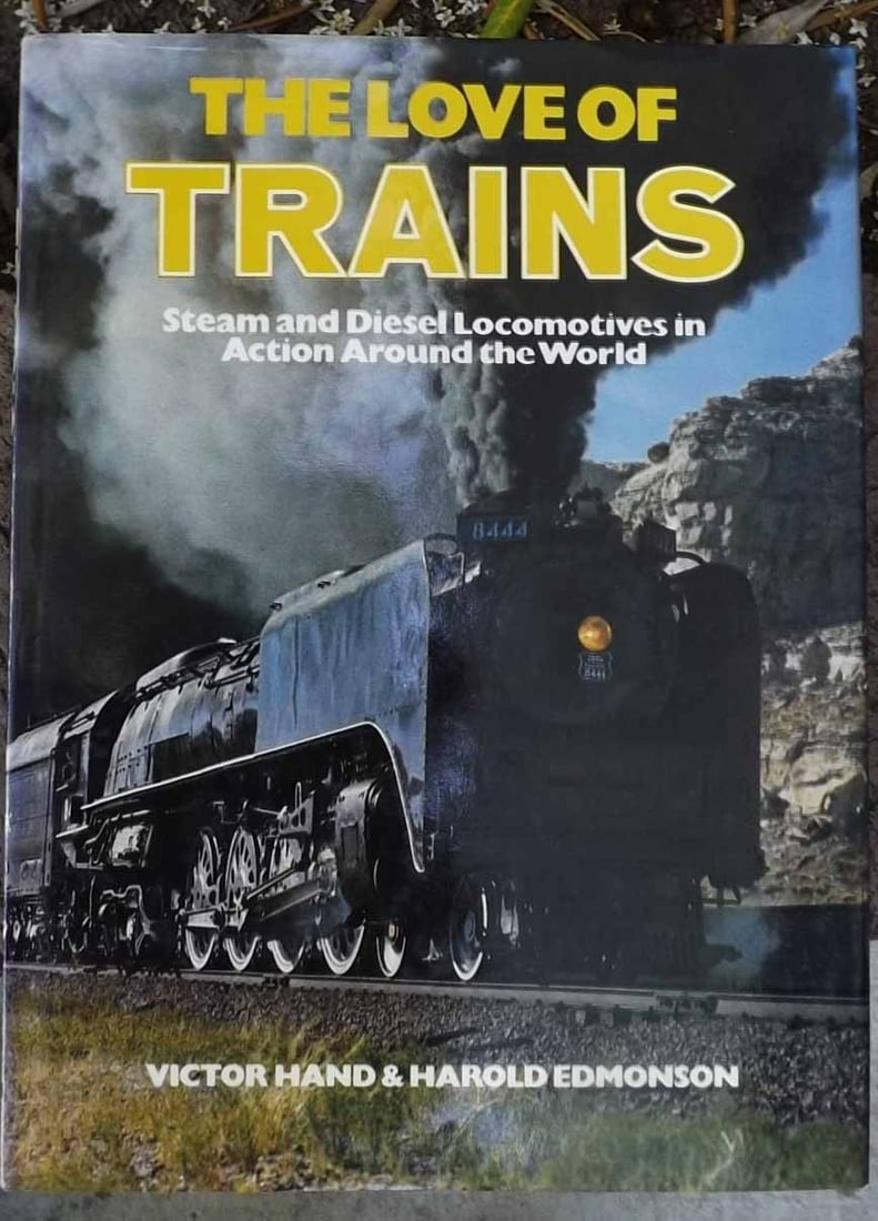 World locomotive book.: World locomotive book. Reserve: $40.00 Shipping: Domestic: Flat rate of $10.00 to anywhere within the contiguous U.S. International: Foreign shipping rates are determined by destination.