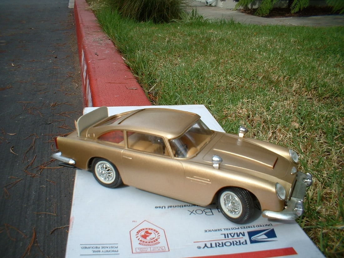 Gama 4900, "FU-JB 007" (Made in Western Germany) James Bond Aston Martin, the much rarer German - 3