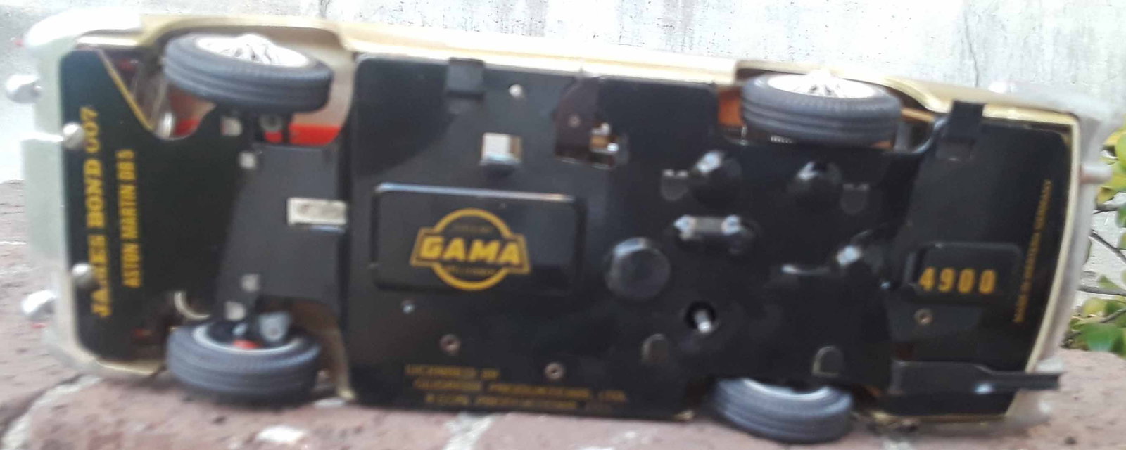 Gama 4900, "FU-JB 007" (Made in Western Germany) James Bond Aston Martin, the much rarer German - 5