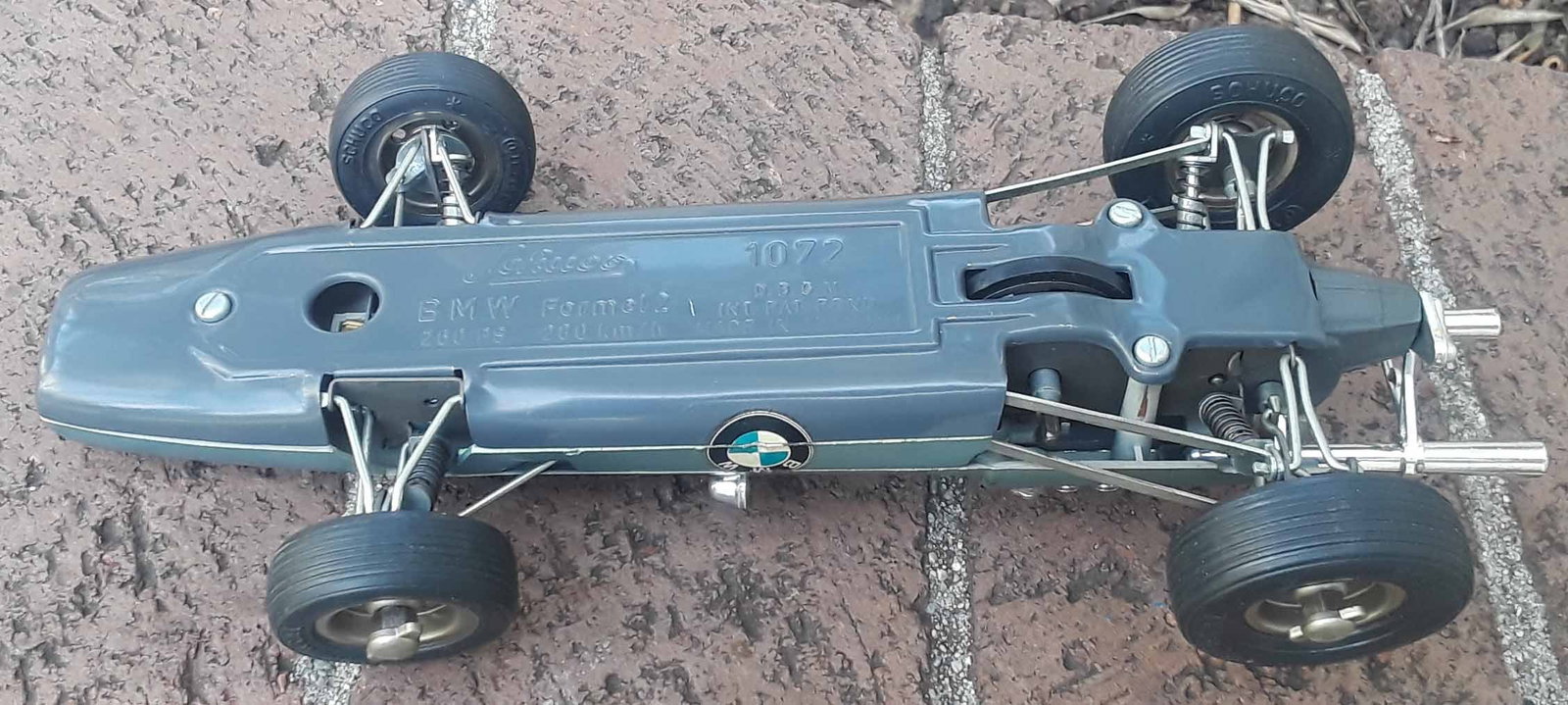 Schuco BMW Formula 1 1960's racecar, c10 . - 3
