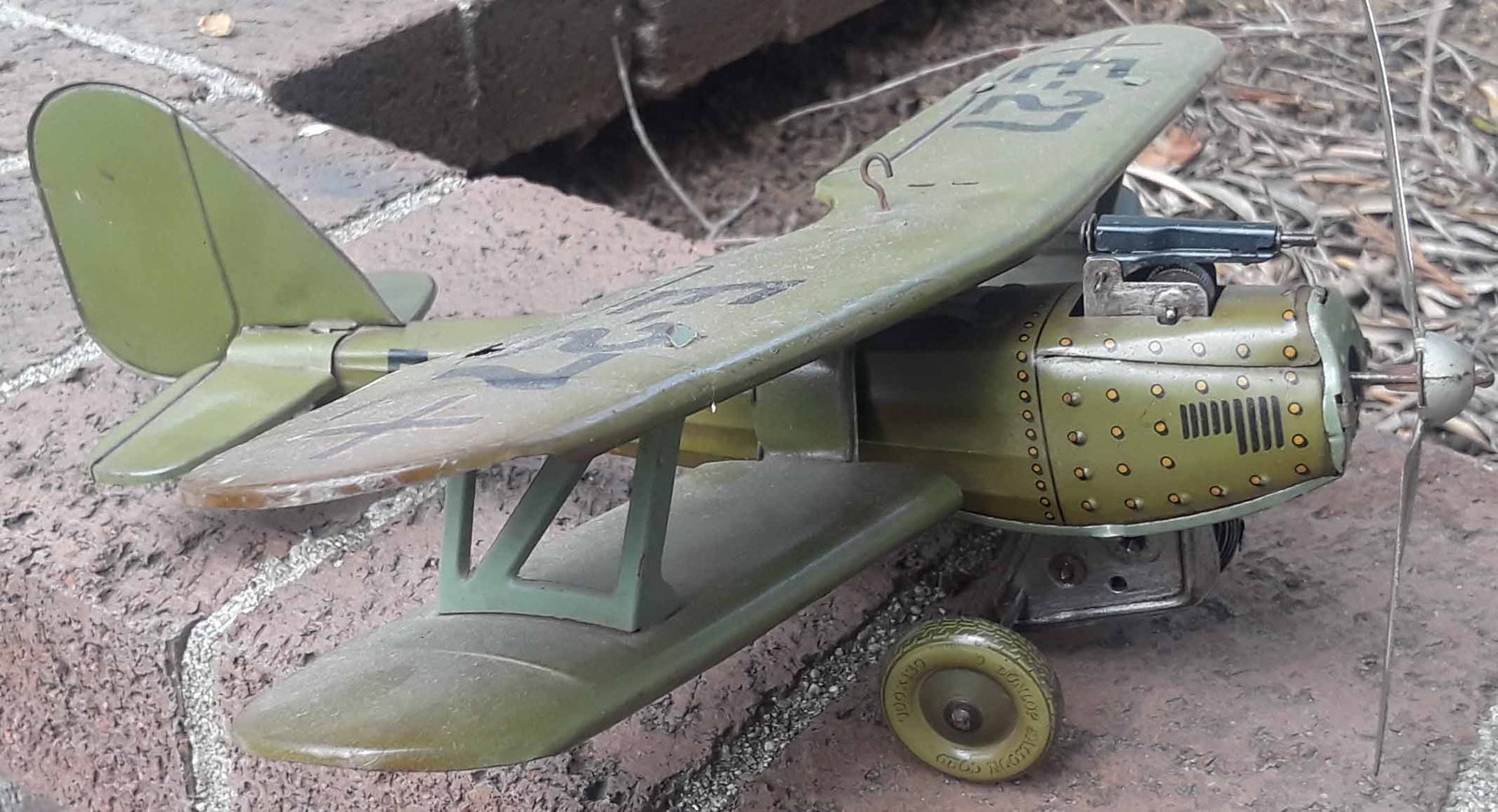 Tippco (made in Germany before WWII) military biplane , complex windup motor drives landing gear - 3