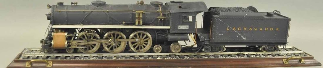 Hudson 4-6-4, gauge 3 3/4 electric, made of steel and brass, c9.: Hudson 4 6 4, gauge 3 3/4 electric, made of steel and brass, c9. Reserve: $6,959.00 Shipping: Domestic: Flat rate of $200.00 to anywhere within the contiguous U.S. International: Flate rate of $500.00