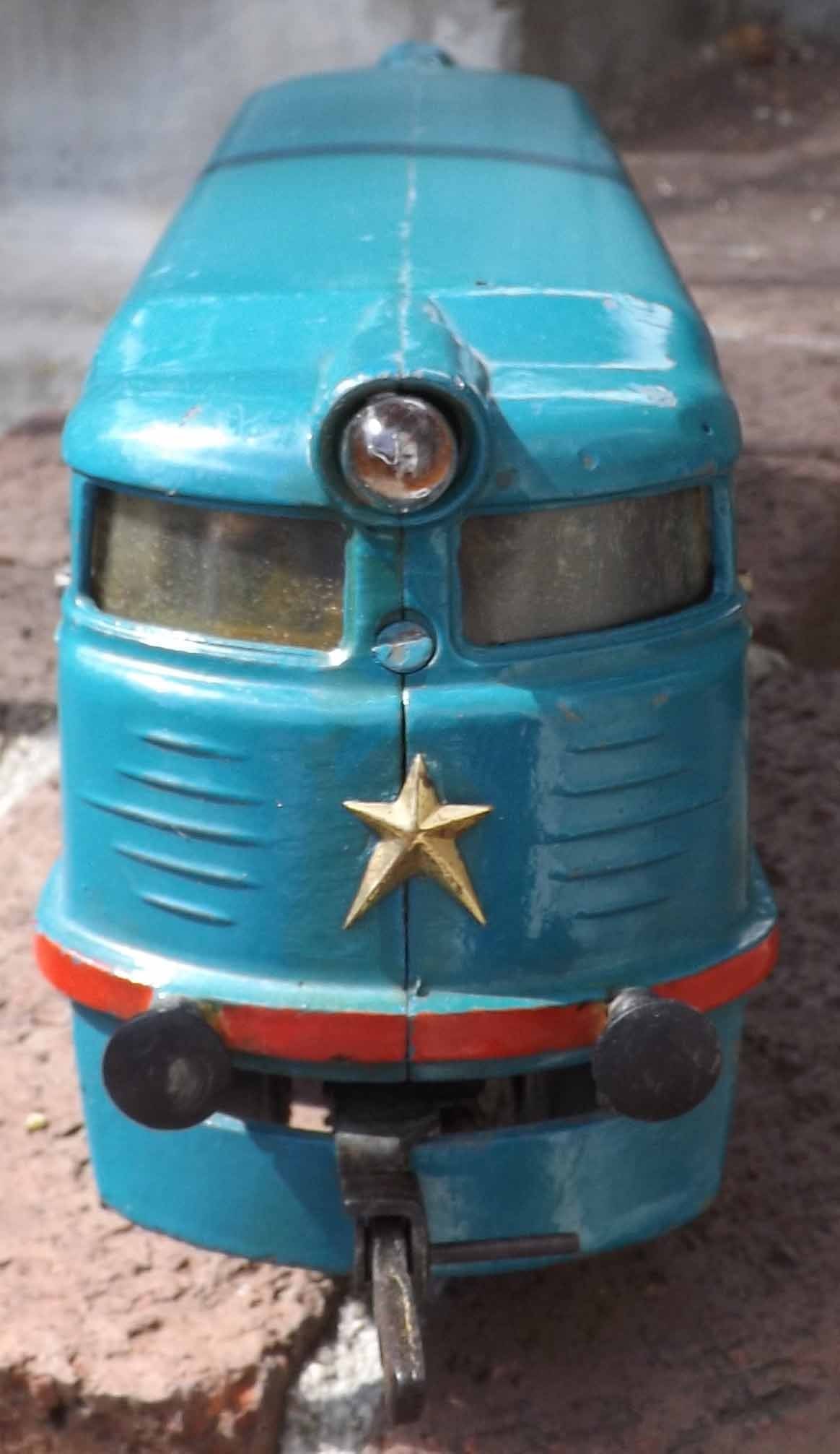 Soviet era Moskabel "Iosif Stalin 1951" locomotive, O Scale, made of Zamac, very heavy, has a huge - 2