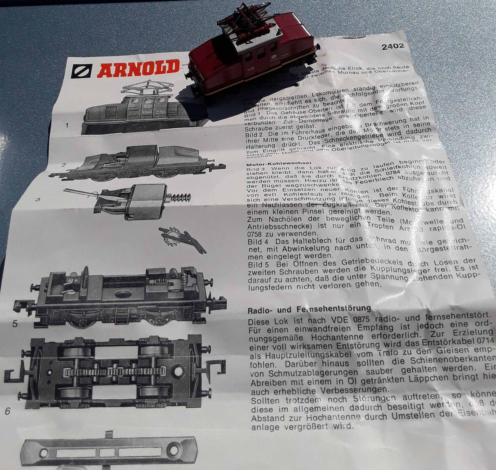 Arnold N scale locomotive, c10. - 2