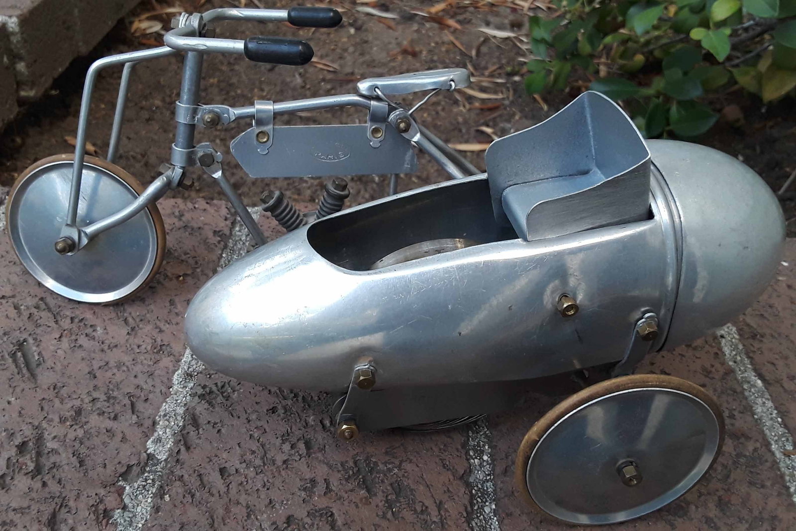 Auto-Cycle Paris windup motorcycle (Made in France cca 1920), c9.5. (1 of 4)