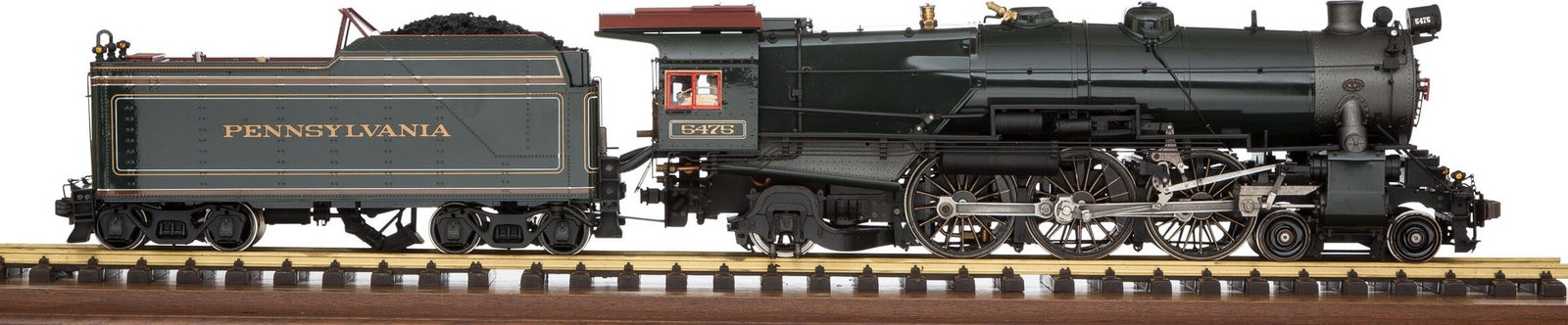 Aster PRR K-4 Pacific, live steam version, gauge 1. (1 of 3)