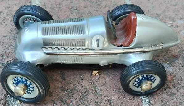 Schuco Sudio 1050 Mercedes Grand Prix racer 1936 repro, c10.: Schuco Sudio 1050 Mercedes Grand Prix racer 1936 repro, c10. Reserve: $79.00 Shipping: Domestic: Flat rate of $19.00 to anywhere within the contiguous U.S. International: Flate rate of $38.00 . Intern