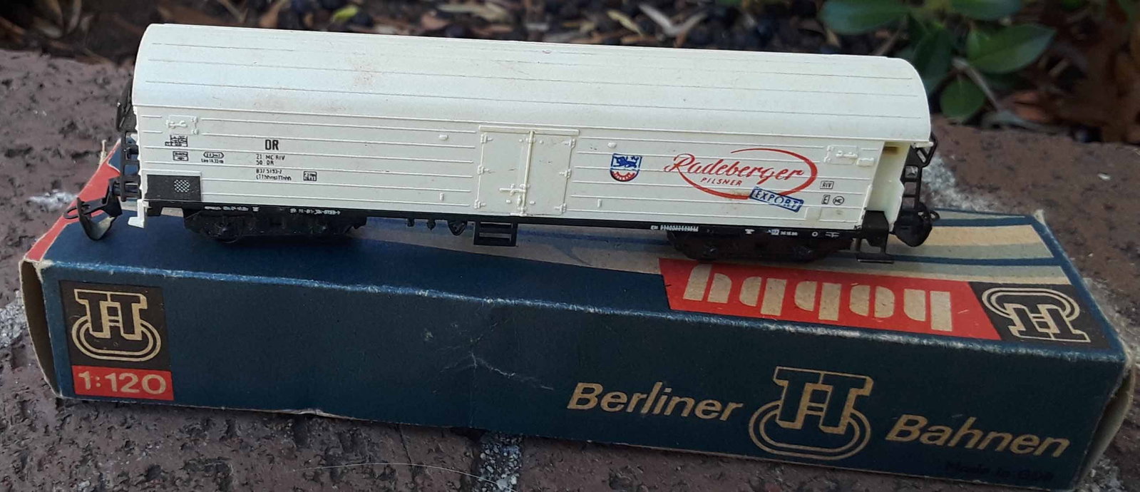 Berliner Bahnen (BBT) scale TT beer car, Made in Germany, boxed,c10.: Berliner Bahnen (BBT) scale TT beer car, Made in Germany, boxed,c10. Reserve: $39.00 Shipping: Domestic: Flat rate of $15.00 to anywhere within the contiguous U.S. International: Flate rate of $32.00