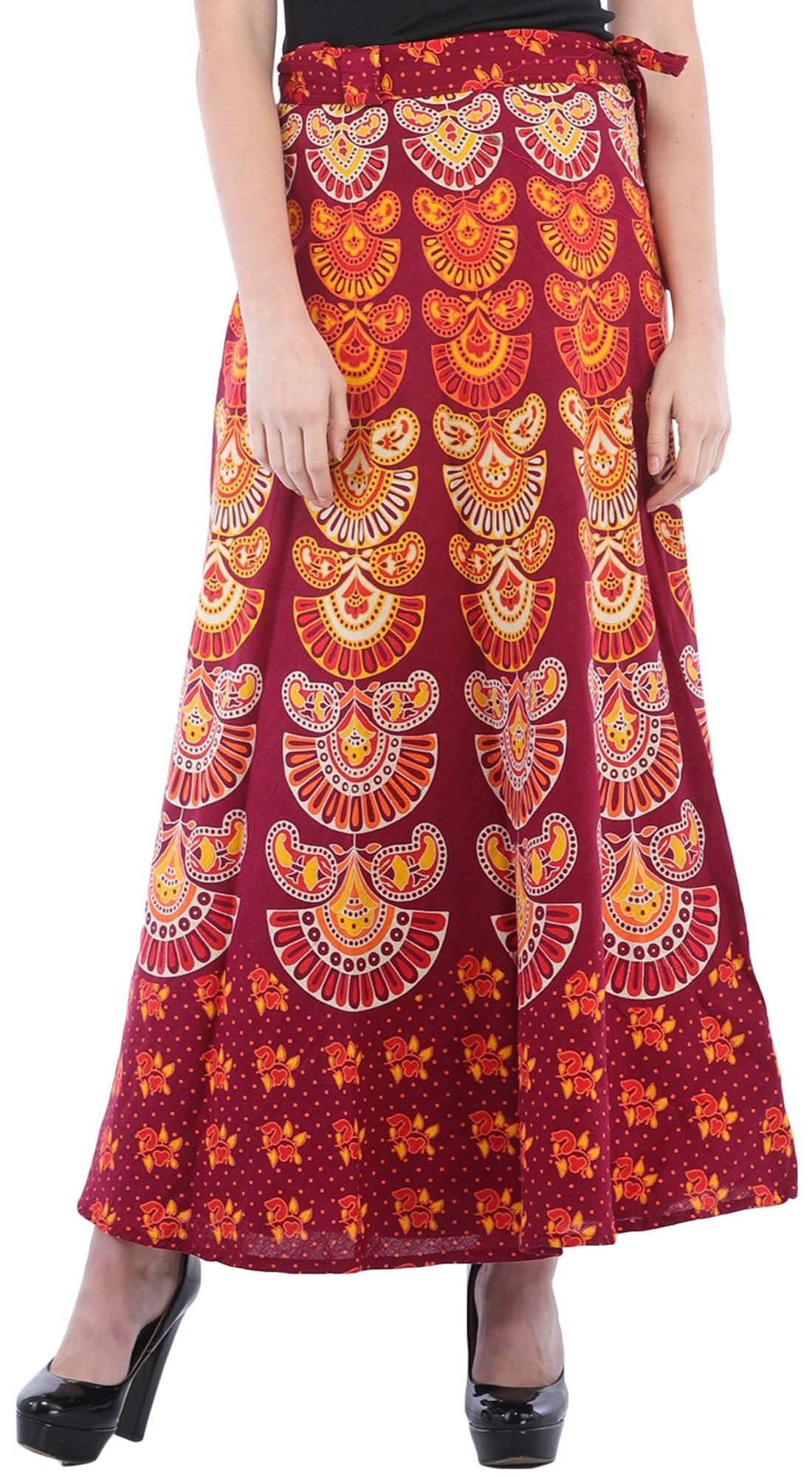 Block-Printed Sanganeri Wrap-Around Skirt from Pilkhuwa: Title:Block-Printed Sanganeri Wrap-Around Skirt from Pilkhuwa Description:This lovely block-printed skirt from the Pilkhuwa region of Uttar Pradesh comes in solid pastels that set off the peculiar