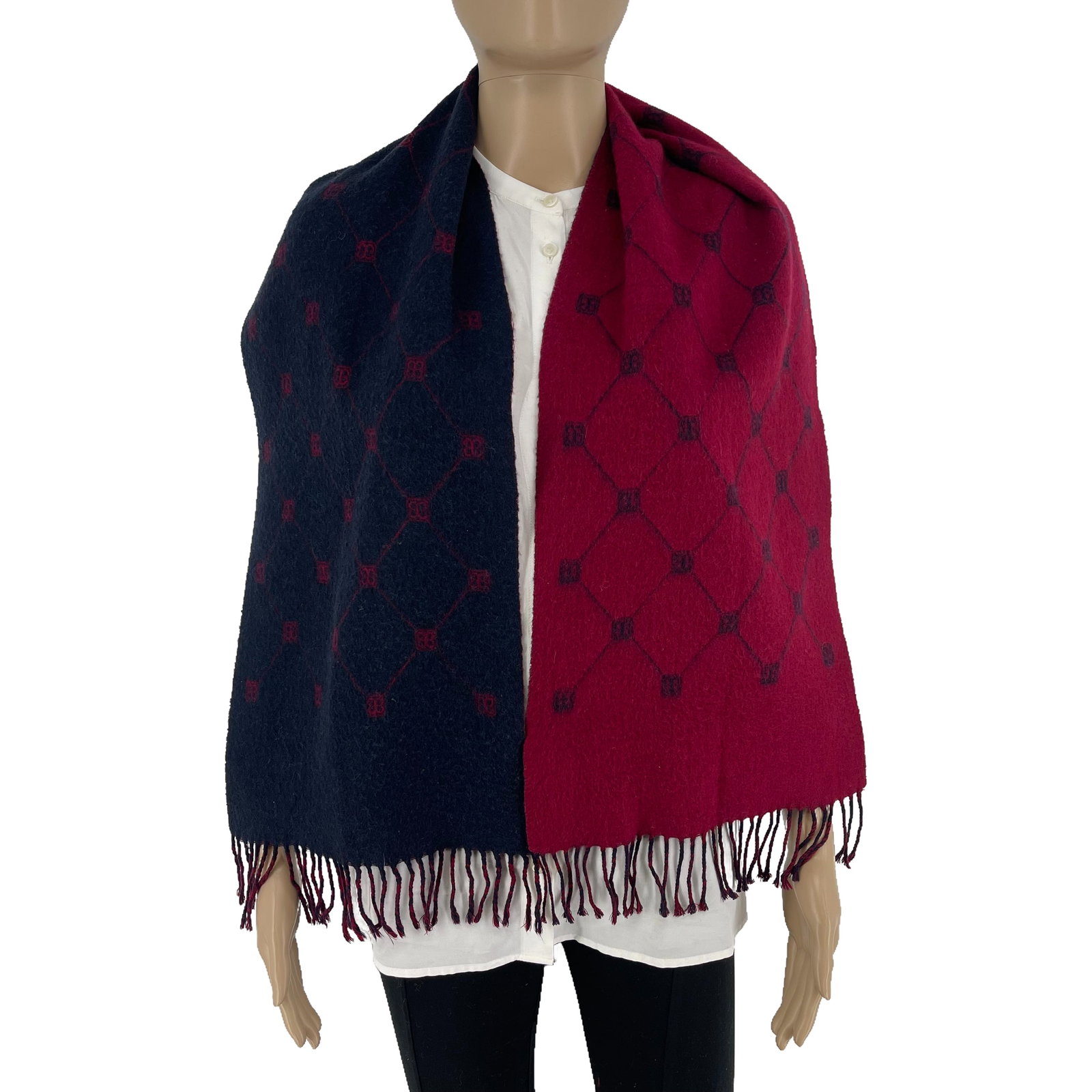 Balenciaga Navy Blue & Red 100% Wool Scarf: Title: Balenciaga Navy Blue & Red 100% Wool Scarf Brand:Balenciaga Date/Period: Vintage Materials:100% Wool Size:One Size Description:Balenciaga Navy Blue & Red 100% Wool Scarf Reserve: $100.00