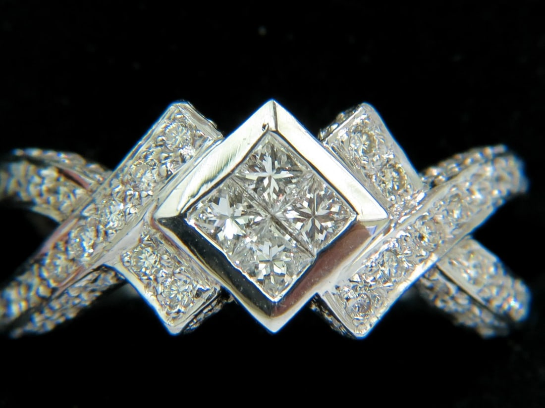 1.00CT NATURAL PRINCESS CLUSTER & ROUNDS CROSSOVER RING SPLIT SHANK 18KT** - 2