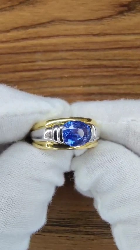 GIA Certified 2.59ct Natural No heat 2.59ct Sapphire Ring 18kt & Platinum*v - 2