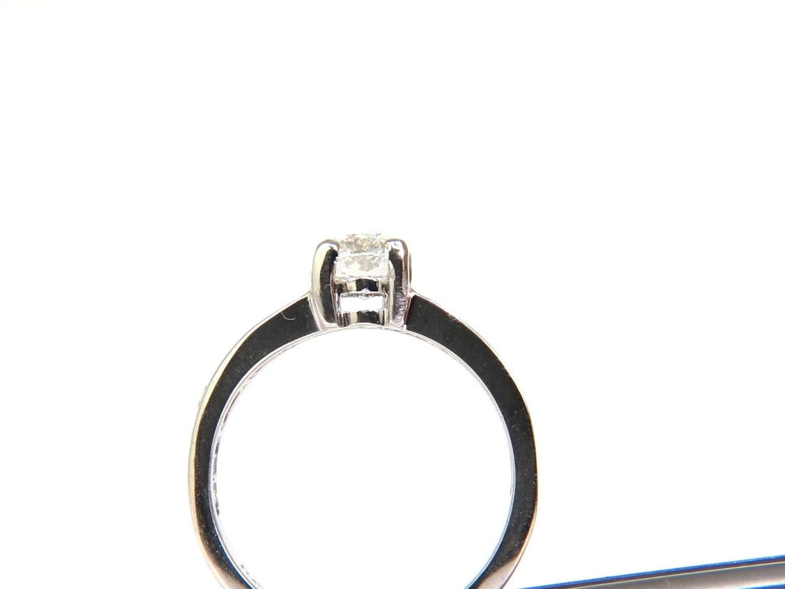 GIA 2.41CT F/VS CUSHION BRILLIANT NATURAL DIAMOND BAGUETTE PLATINUM RING** - 6