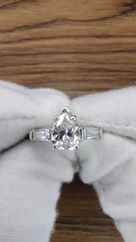 GIA 1.74CT NATURAL PEAR BRILLIANT DIAMOND RING CLASSIC THREE ENGAGEMENT 14KT *v - 2