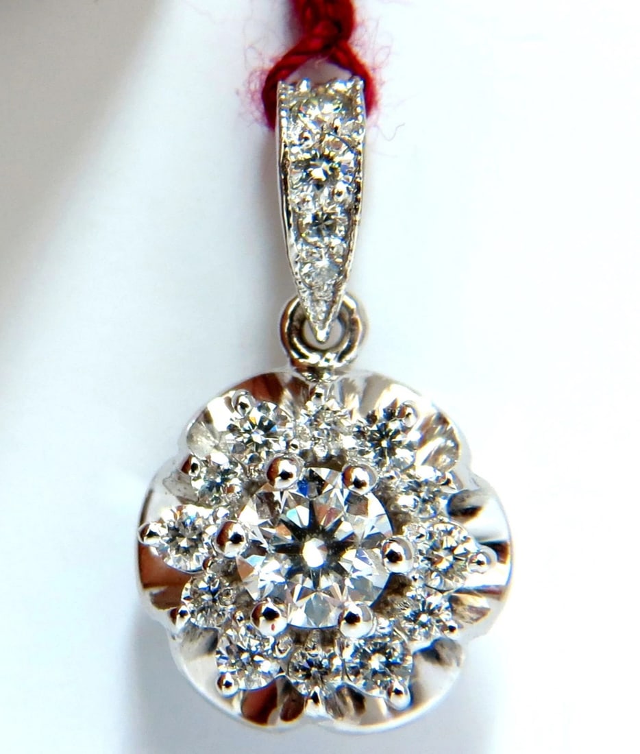 1.01CT NATURAL DIAMONDS CLUSTER RAISED CLOVER PENDANT 14KT G/VS+** - 5