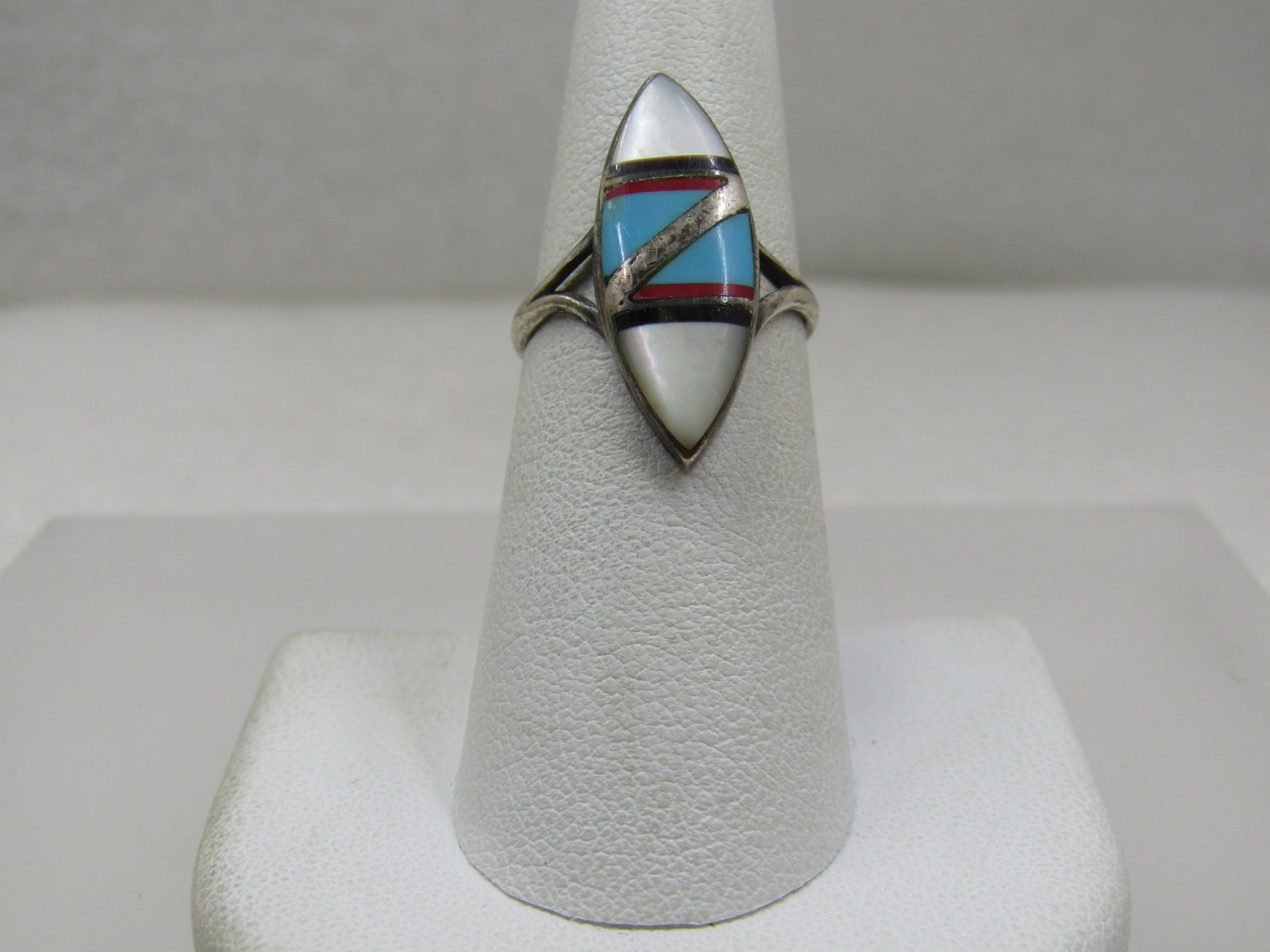 Vintage Sterling Southwestern Inlaid Ring, Pointed Sz. 6.5 - 3