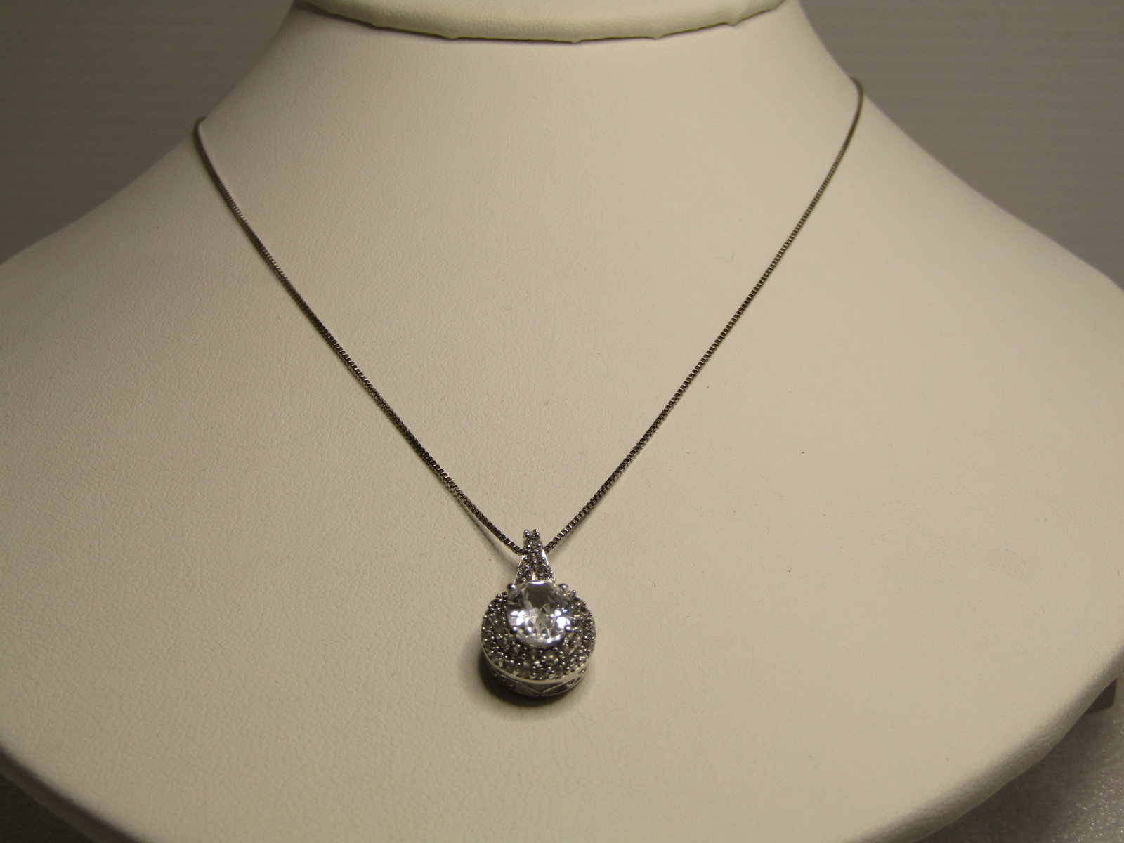 Sterling White Topaz Necklace, 18", 1990's Signed: Sterling White Topaz Necklace, 18", 1990's Signed KA 1772, marked sterling and tests as sterling with an appx. weight of 3.26 grams. The chain is a appx. .08 mm with spring ring clasp. Marked Italy to