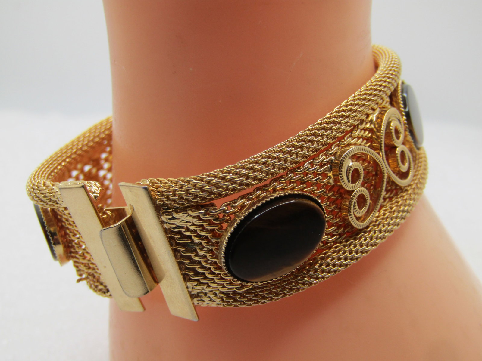 Vintage Mesh/Woven Tiger's Eye Bracelet, Signed Paradise, 7", 1960's-1970's - 3