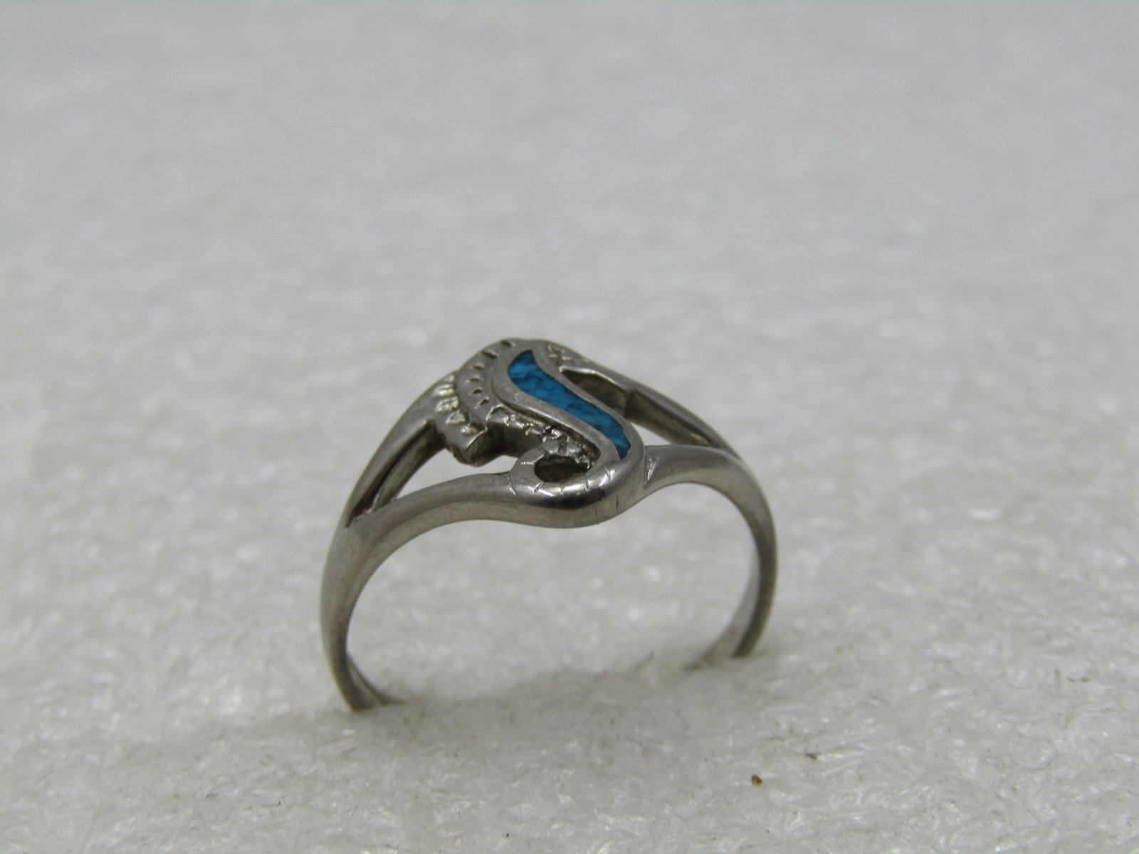 Vintage Turquoise Chip Inlaid Seahorse Ring, Sz. 5.5 , 1970's-1980's - 6