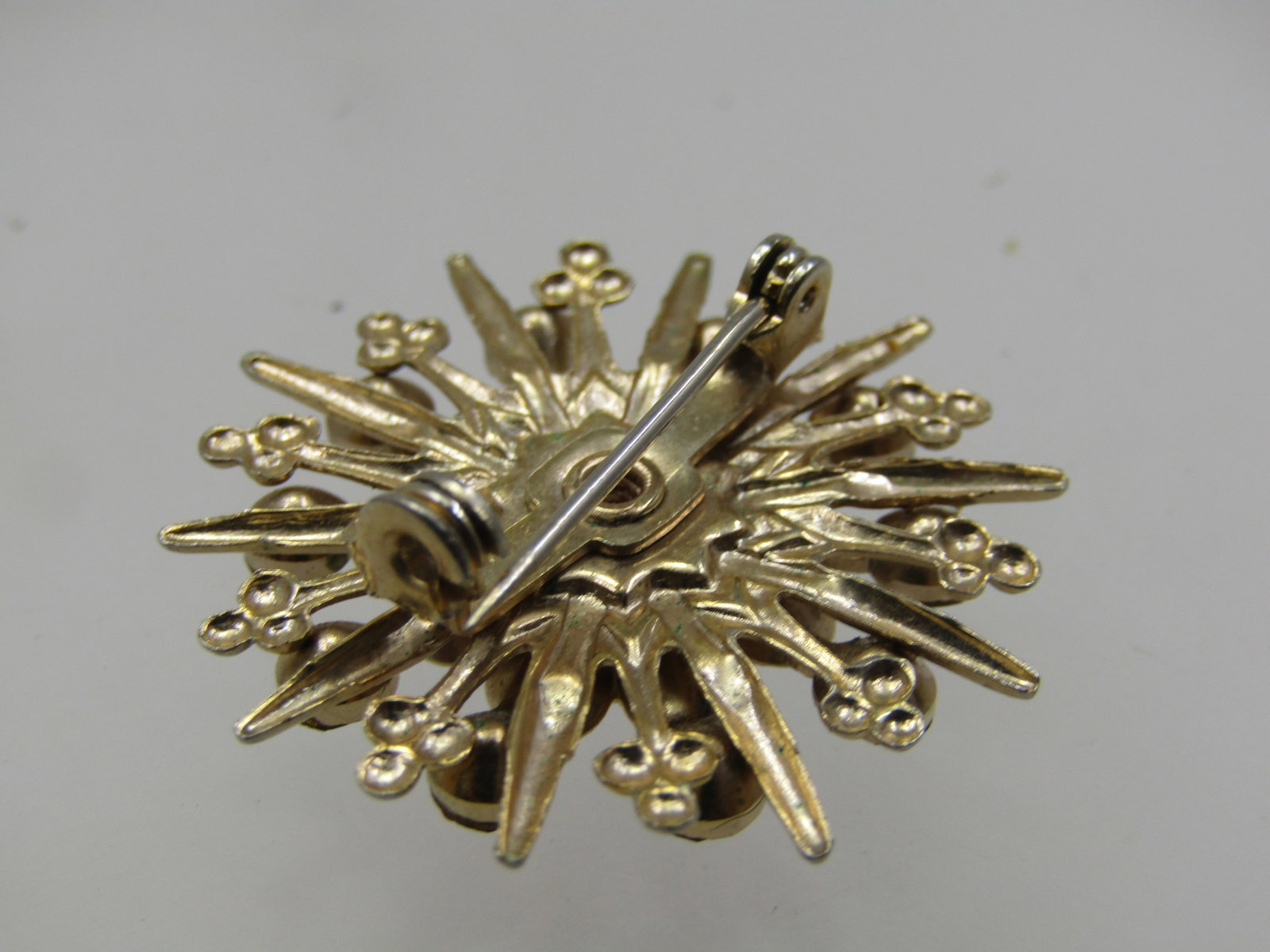 Vintage Purple & Clear Rhinestone Brooch, Starburst, 1940's-1950's - 5