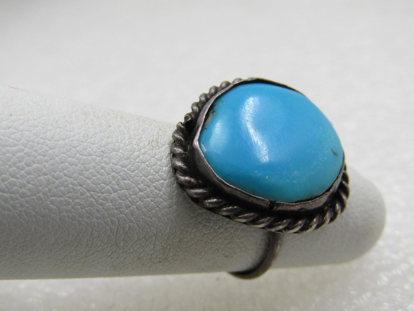 Vintage Sterling Southwestern Turquoise Ring, Sz. 4 - 3