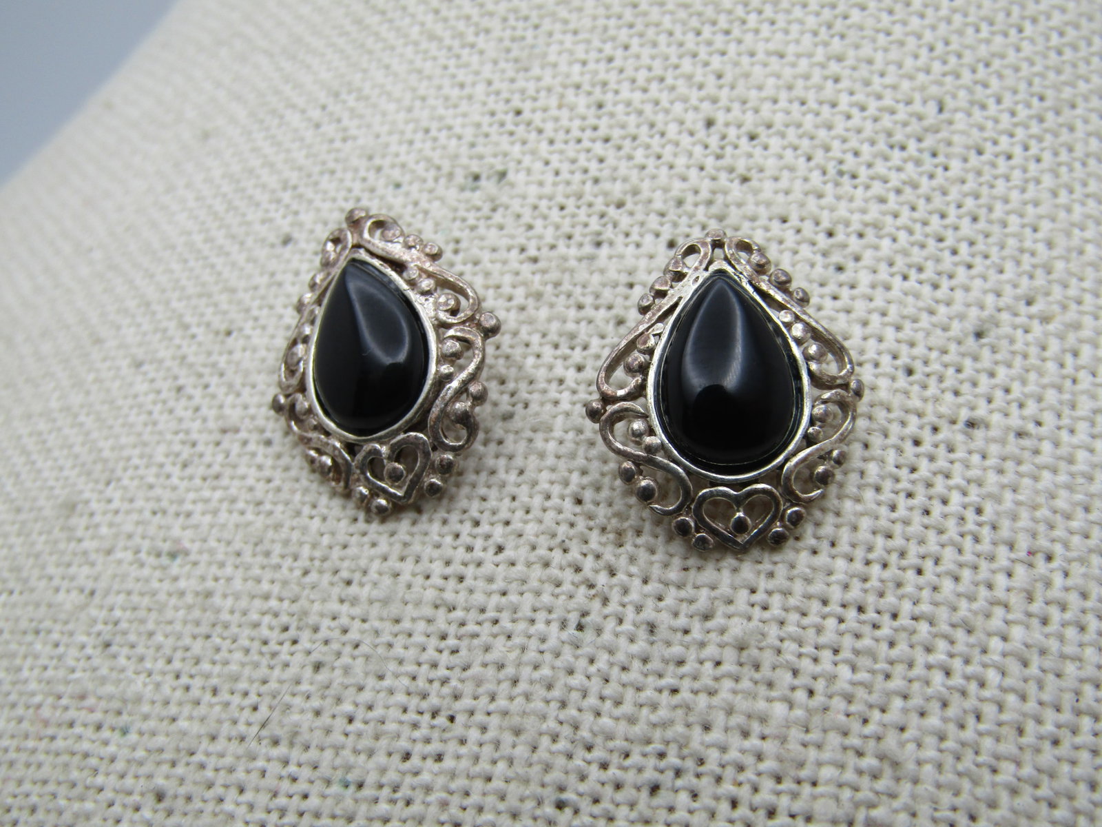 Vintage Sterling Onyx Earrings, Pierced, Signed BY, Southwestern Themed - 2