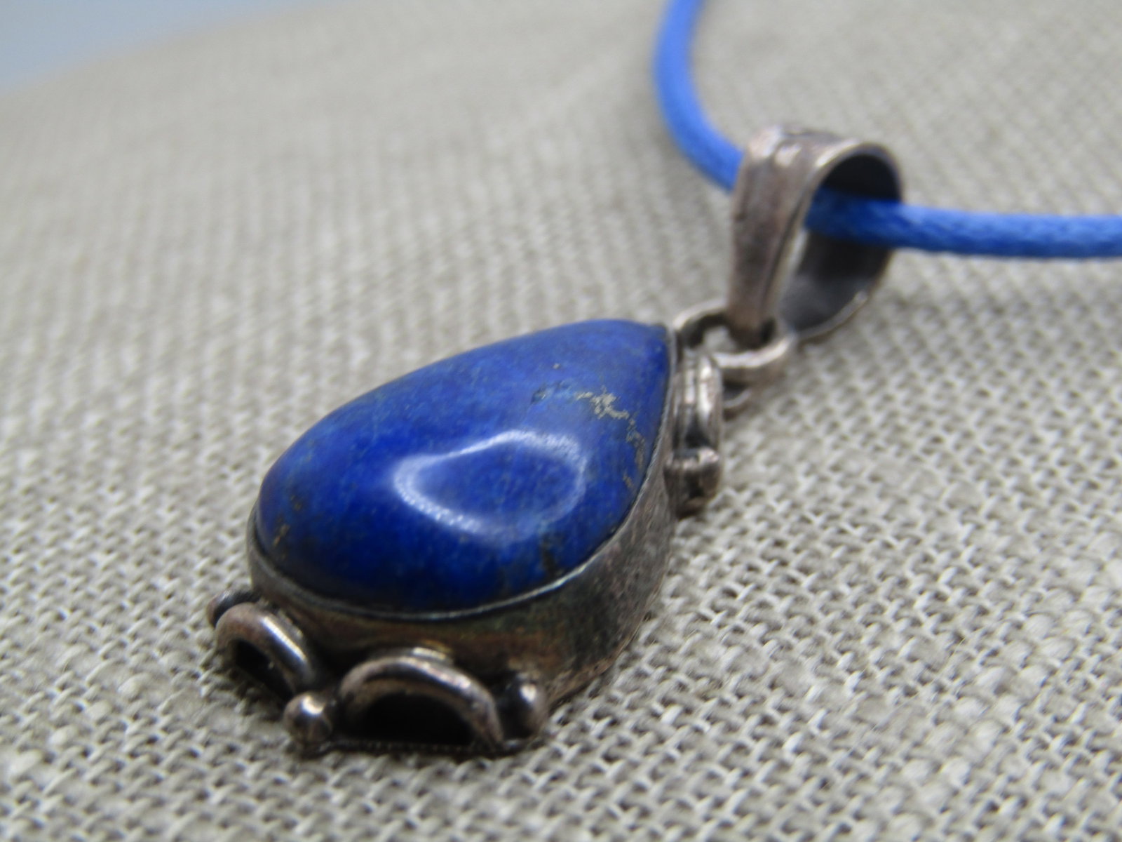Vintage Sterling Lapis Lazuli Necklace, Southwestern Vibe, 18"-20", 1970's-1980's - 5