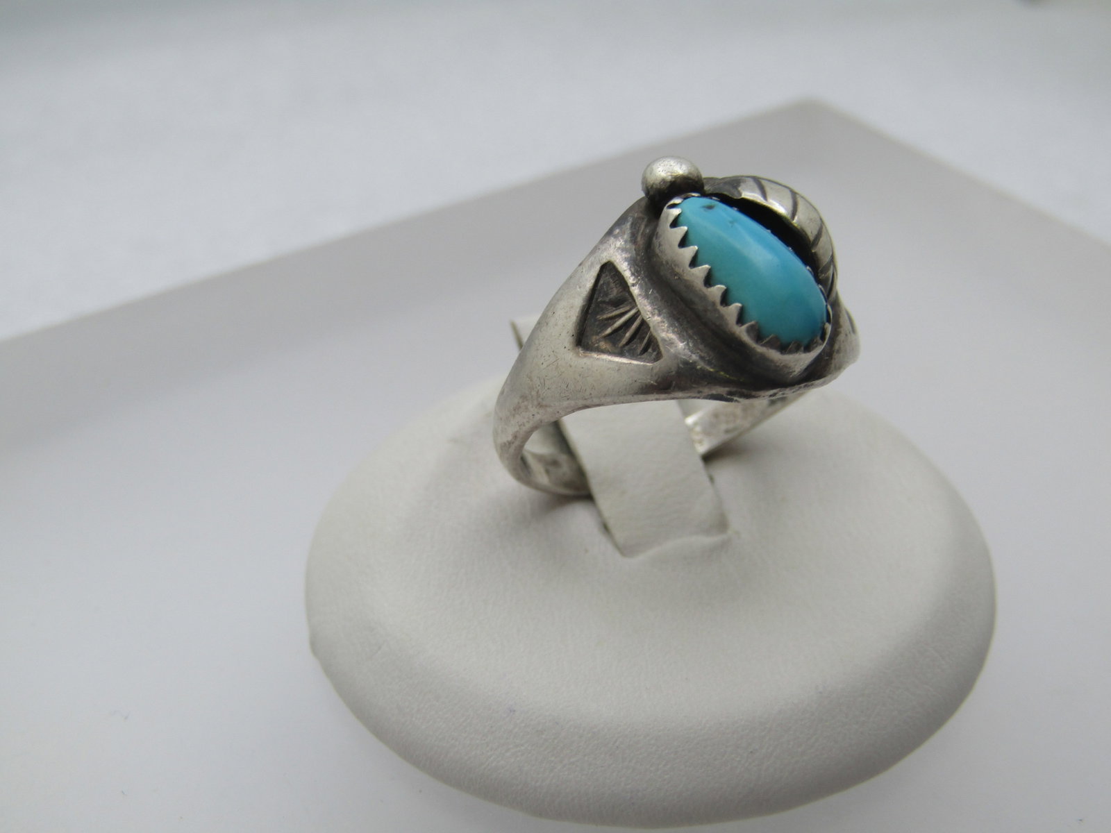 Vintage Sterling Southwestern Turquoise Ring, Sz. 9, Unisex, 1960's-1970's - 3