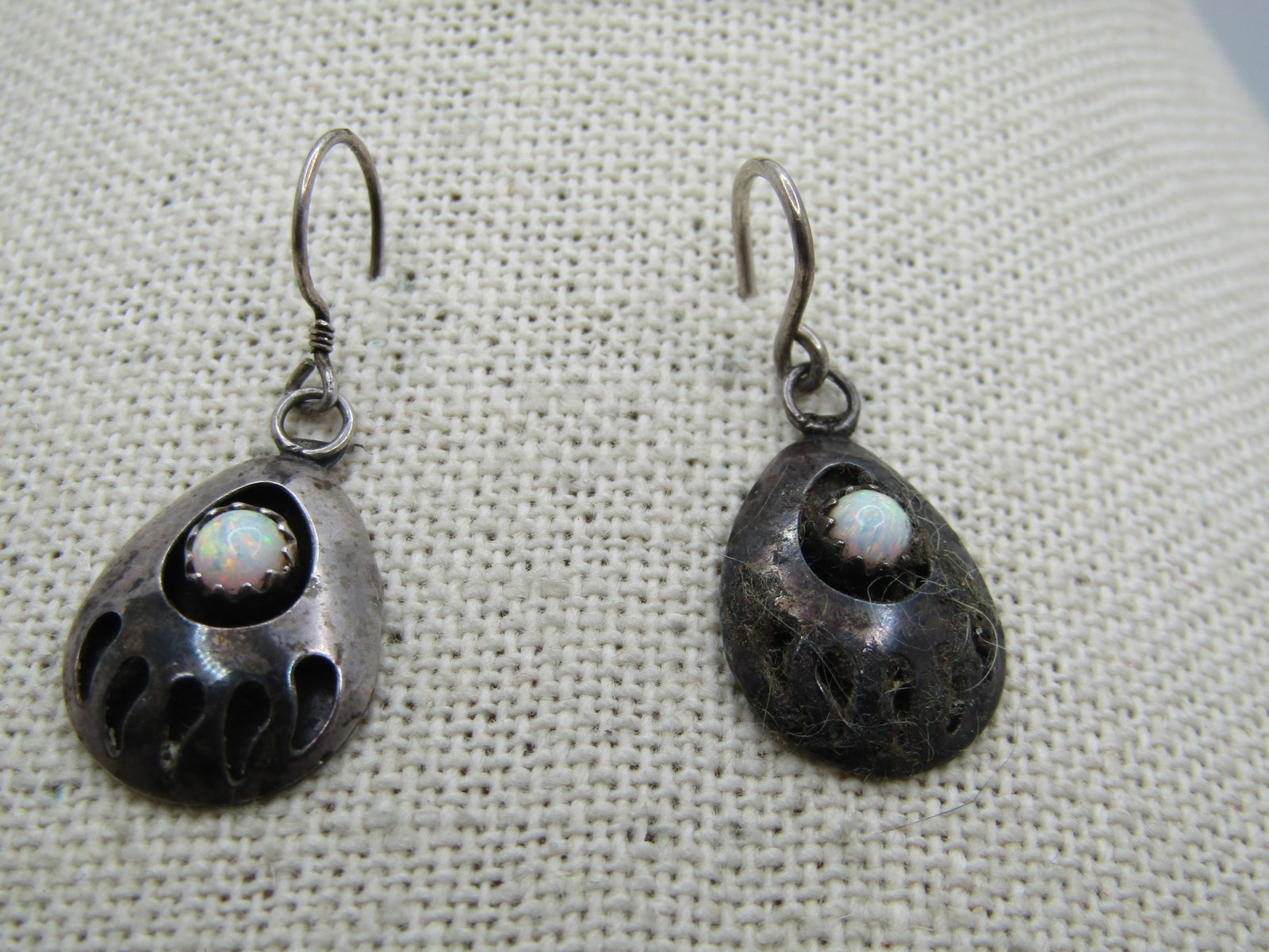 Vintage Sterling Southwestern Opal Bear Paw Earrings, Pierced Dangle, 1970's-1980's: Vintage Sterling Opal Bear Paw Earrings, Pierced Dangle, 1970's-1980's. Southwestern. They are appx 1.25" from the curve in the post and they are appx. 1/2" wide. They test as silver with a weight of 