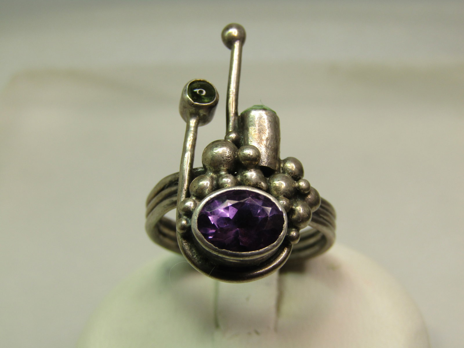 Vintage Sterling Amethyst Peridot Ring, Modernist, Sz. 8, 1980's - 4