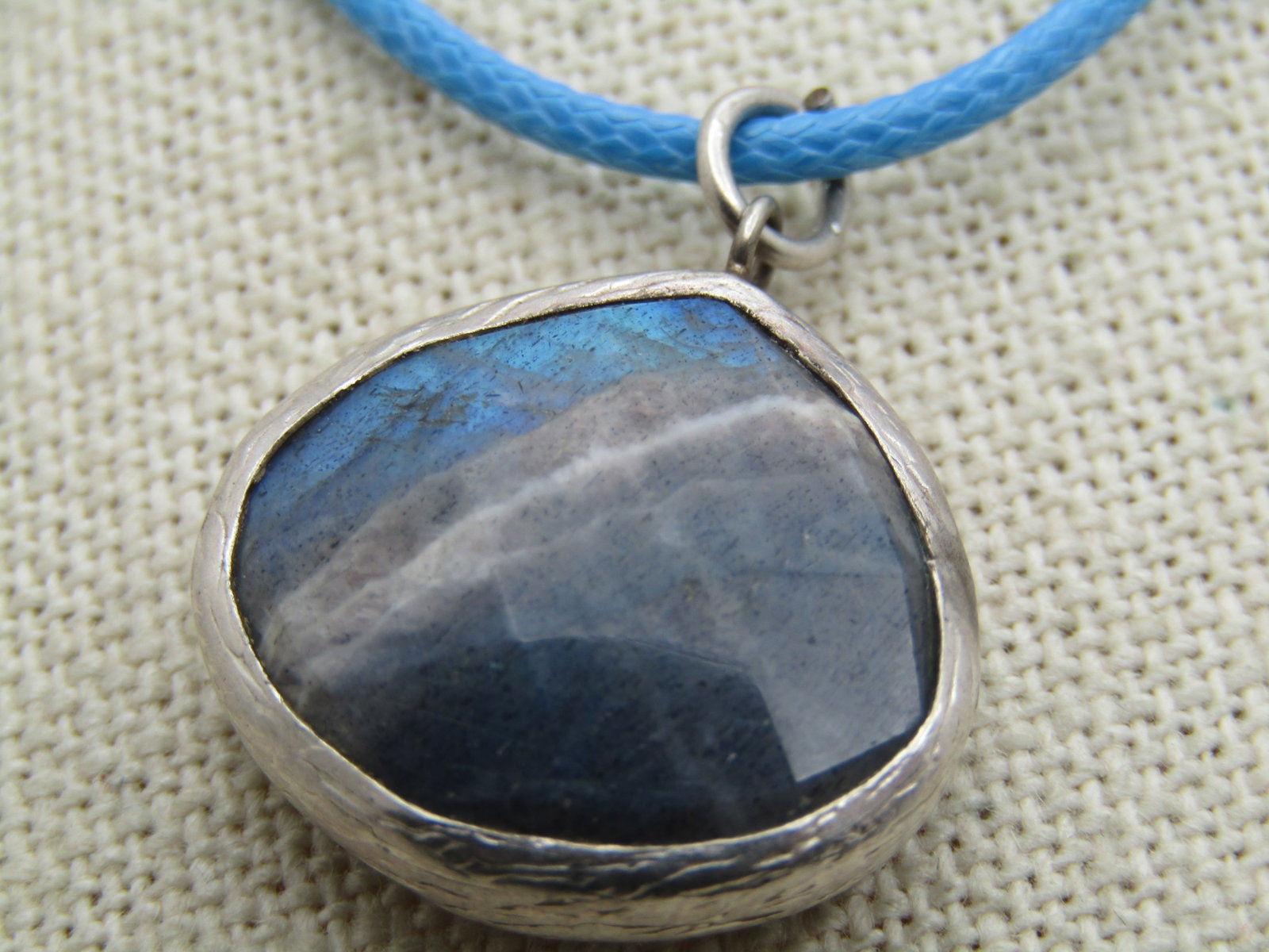 Vintage Sterling Labradorite Freeform Necklace, 19.5", Southwestern Appeal - 4