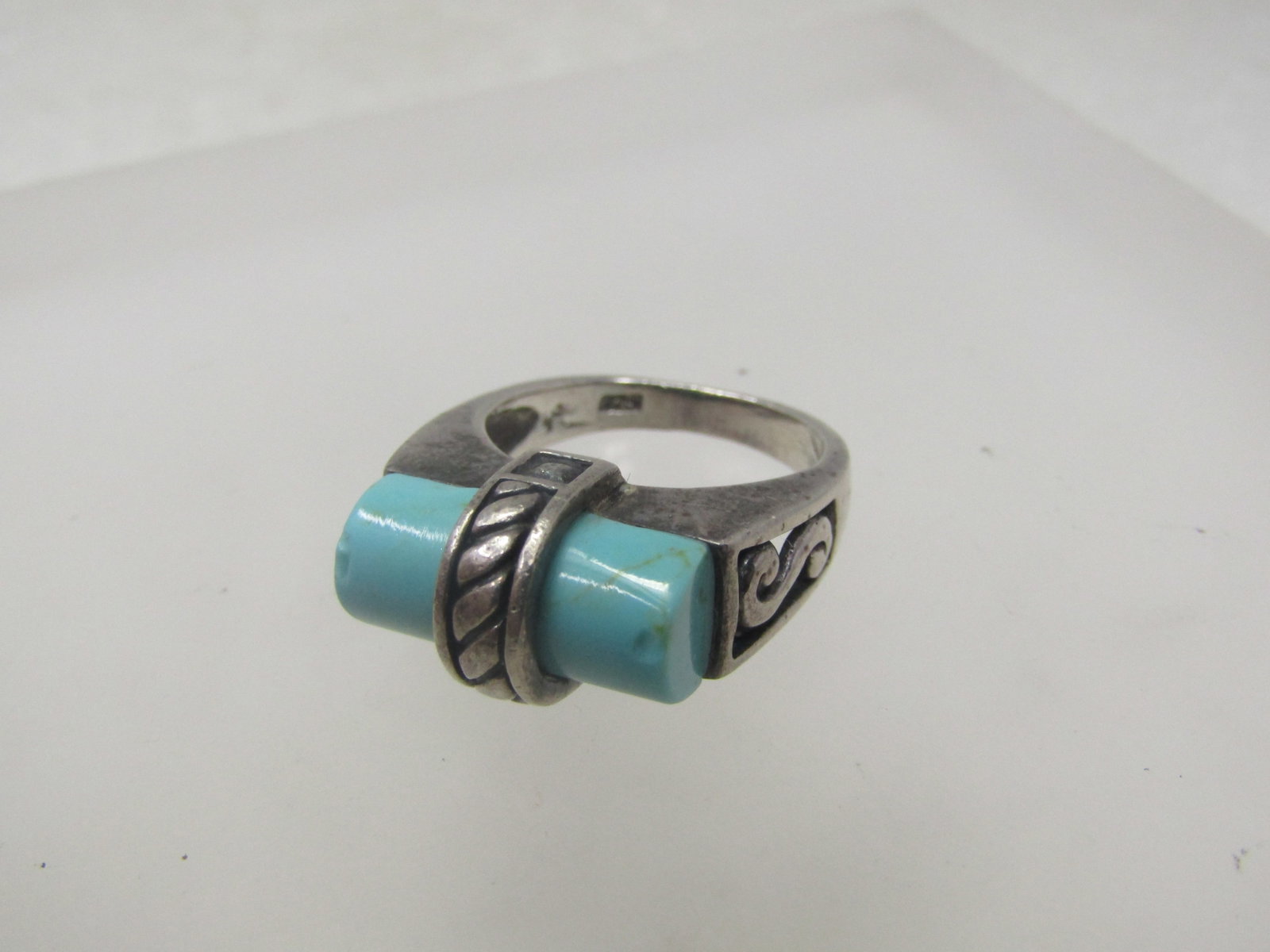 Vintage Sterling Turquoise Ring, Bali Themed. Sz. 7 - 7