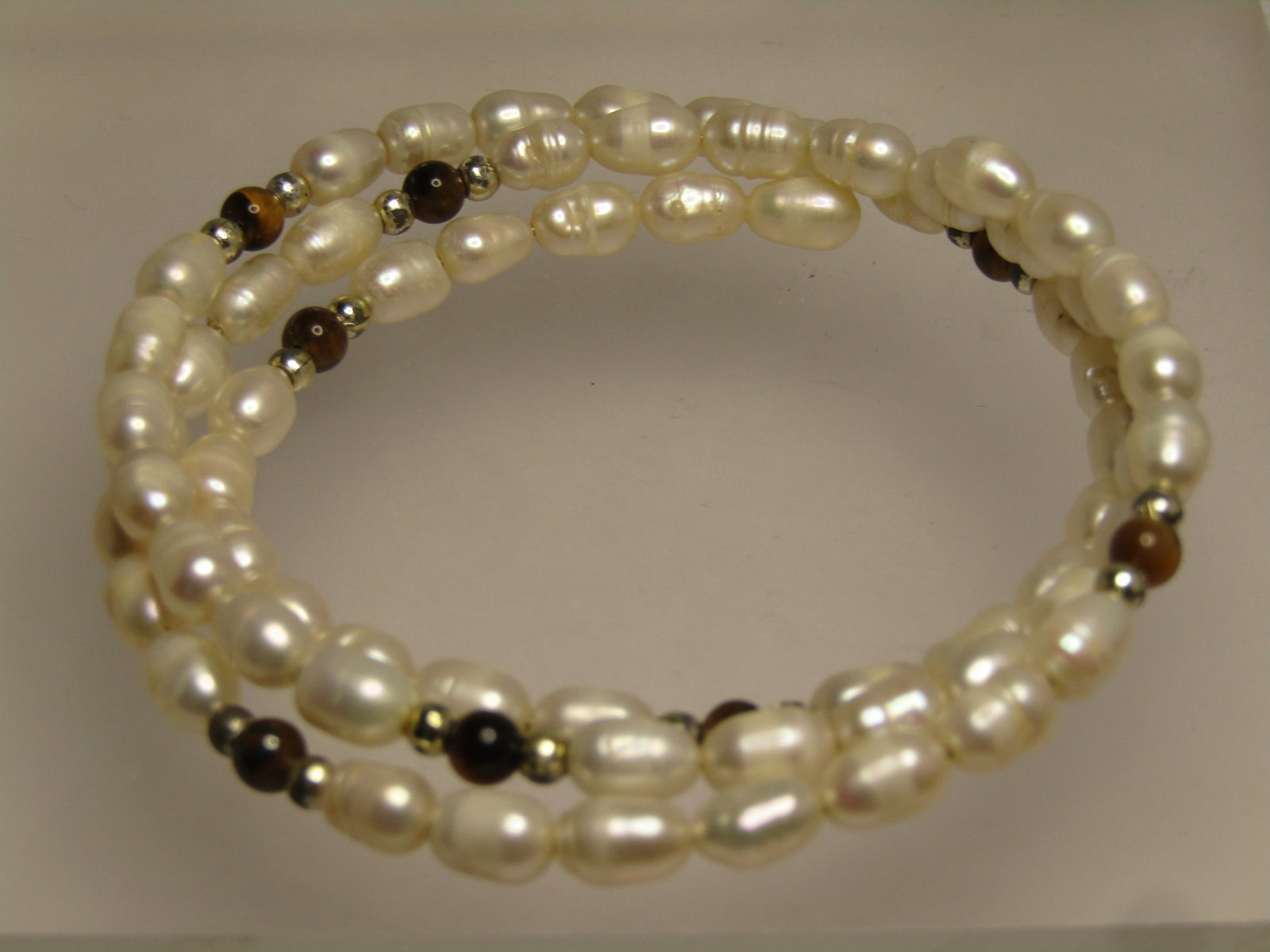 Vintage Freshwater Pearl & Tiger's Eye Bracelet, Wrapped/Coiled, 6.75"-8", 1980's-1990's - 4