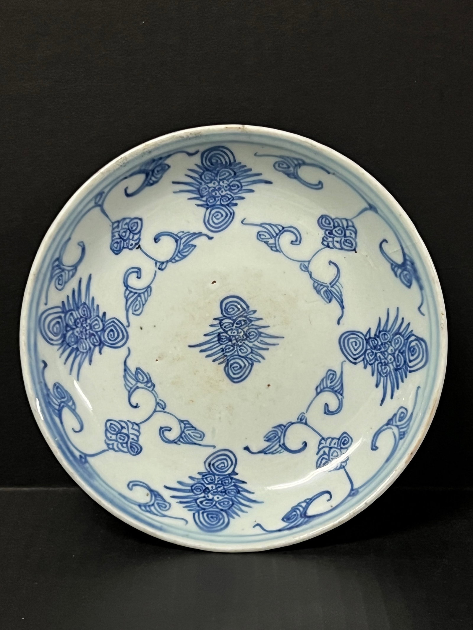 Chinese Art Porcelain Blue and White Plate: Title: Chinese Art Porcelain Blue and White Plate Description: Chinese Art porcelain Blue and White Plate Date/Period: Late 20th Century Materials: Porcelain Size: 6" h x 6" w Reserve: $80.00