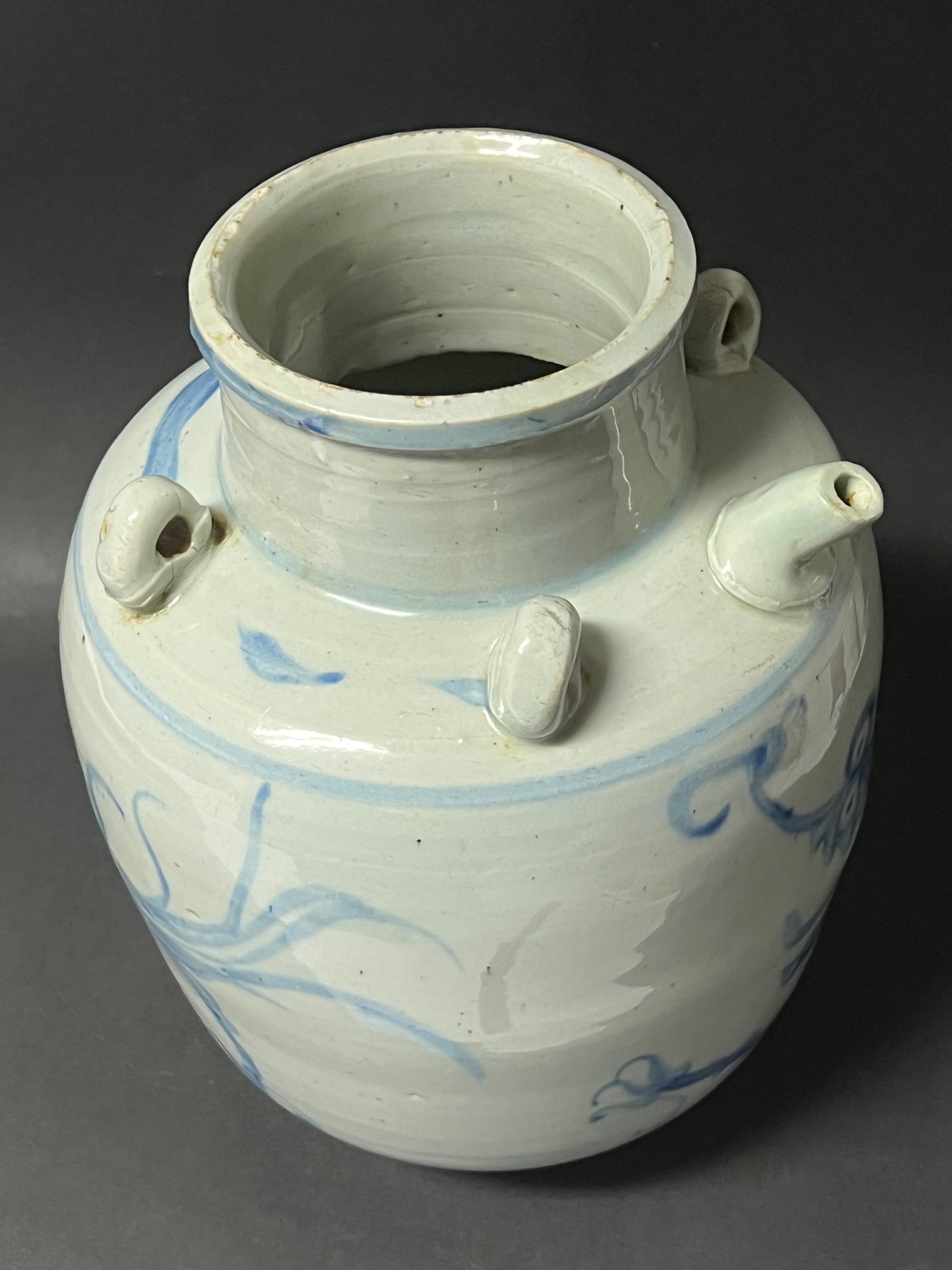 Chinese Porcelain Blue and White Oil Pot - 3