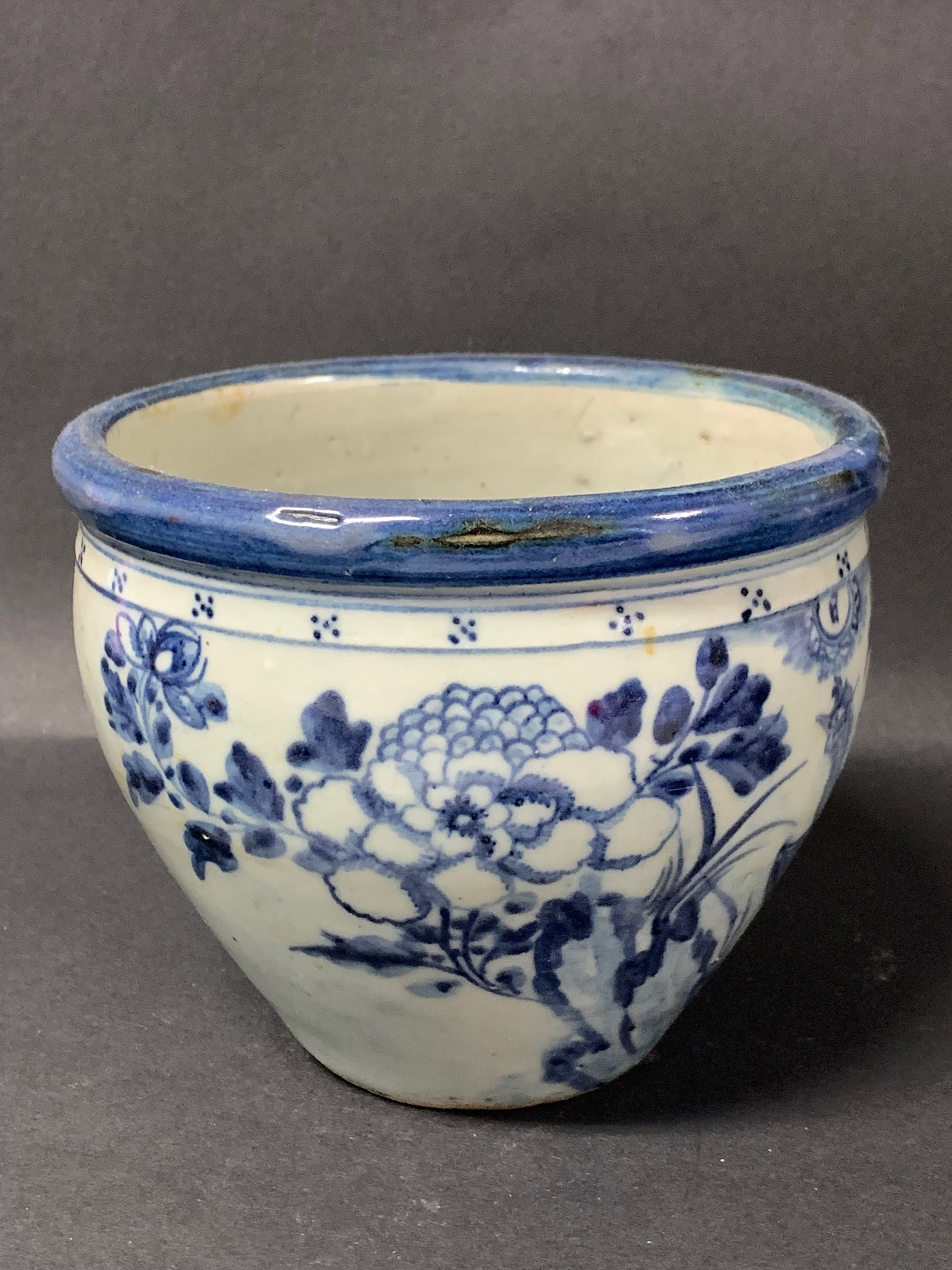 Porcelain Blue and white Incense Burner - 10